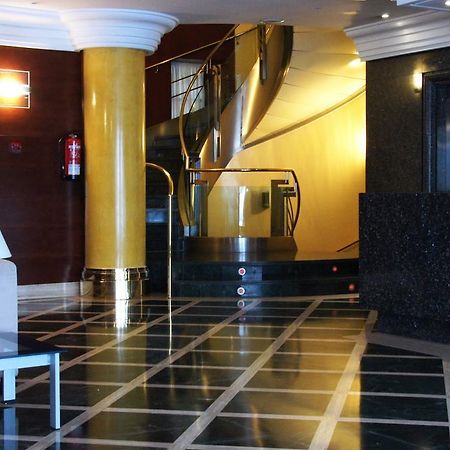 Hotel Amadeus Valladolid Exterior photo